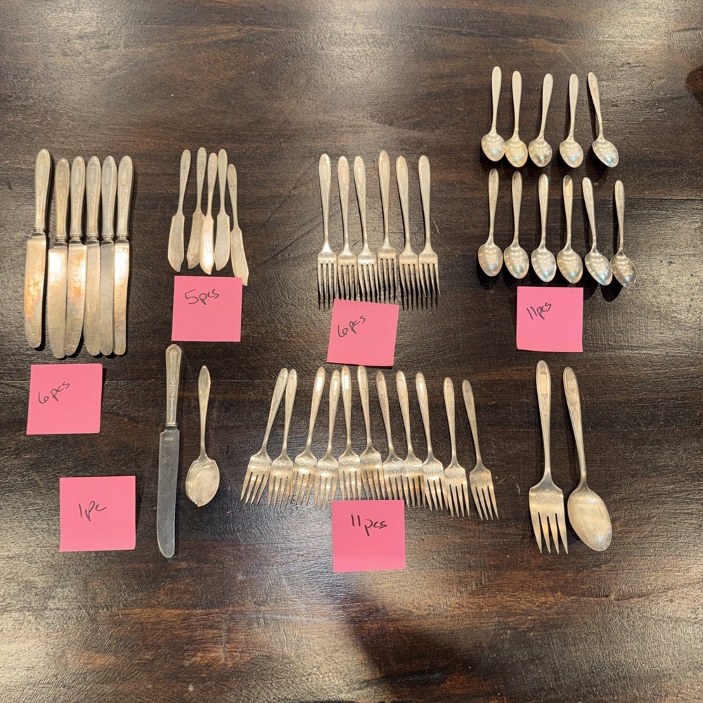 COMMUNITY PLATE, SILVERPLATE, 43 PIECES GROSVENOR PATTERN See Description